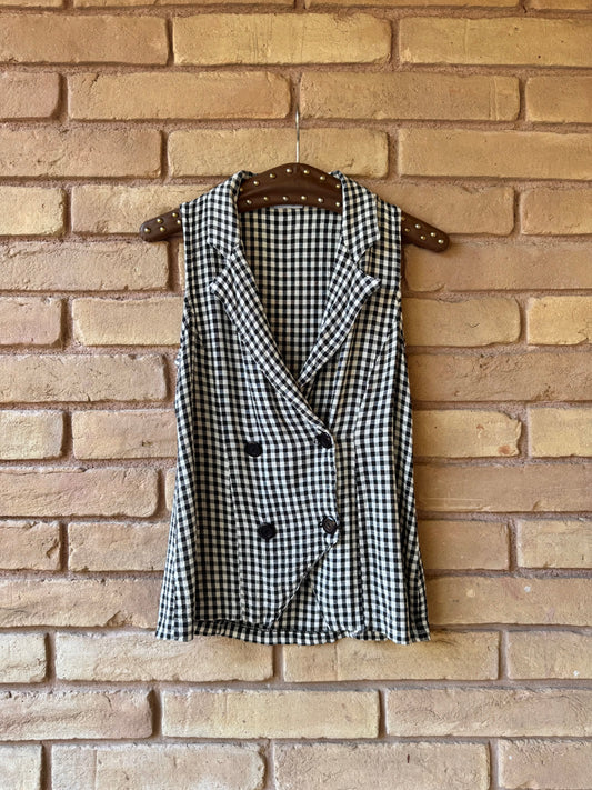 90s soft gingham button top
