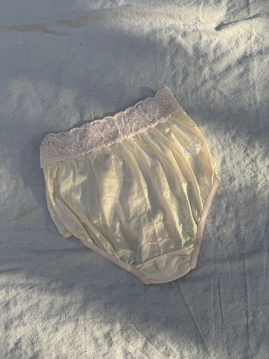 Blush vintage lace panties