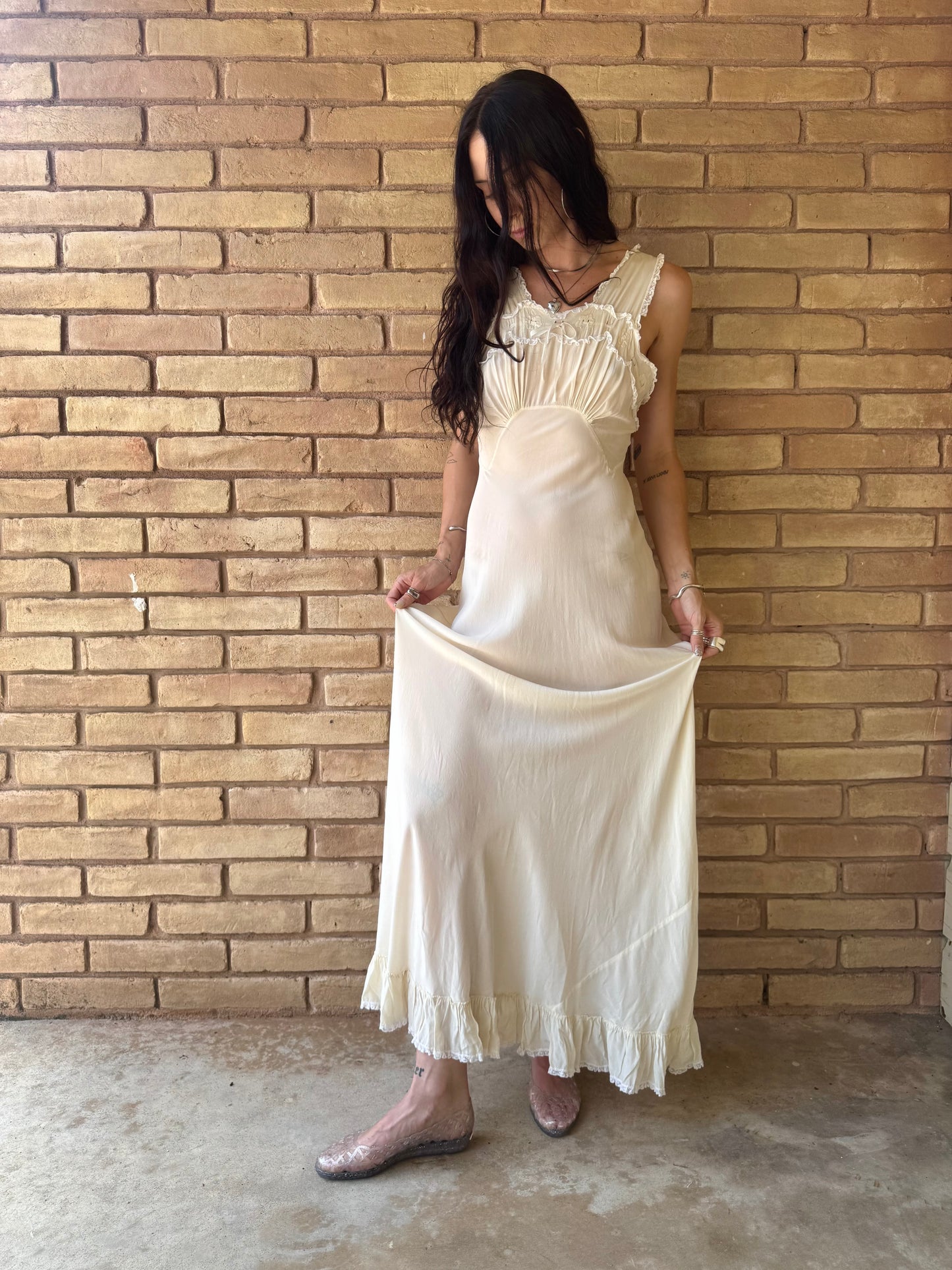 1930s Saks Fifth Avenue cream silk slip | S