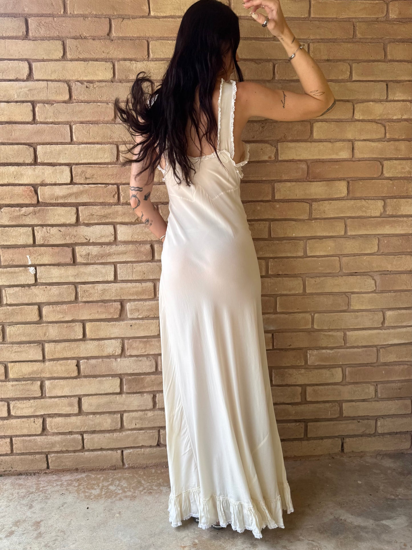 1930s Saks Fifth Avenue cream silk slip | S