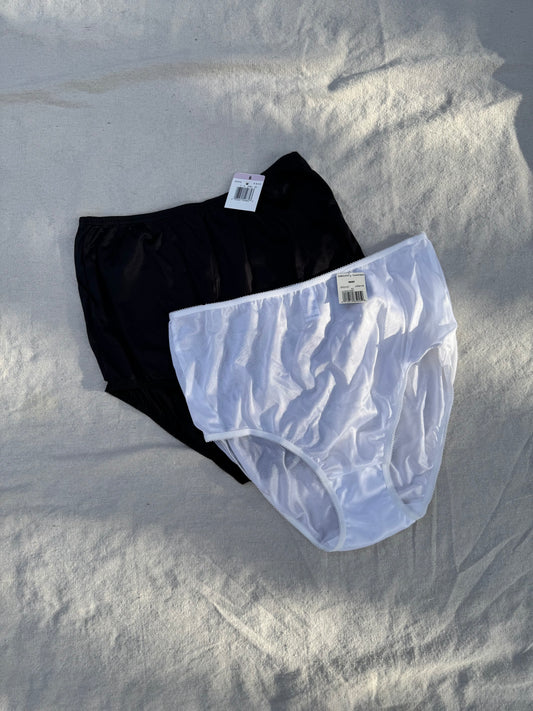 Deadstock vintage panties set