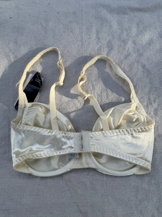 Olga vintage Ivory satin bra