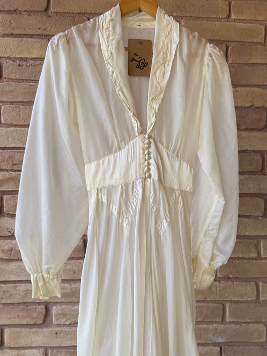 40s nylon peignoir dressing robe