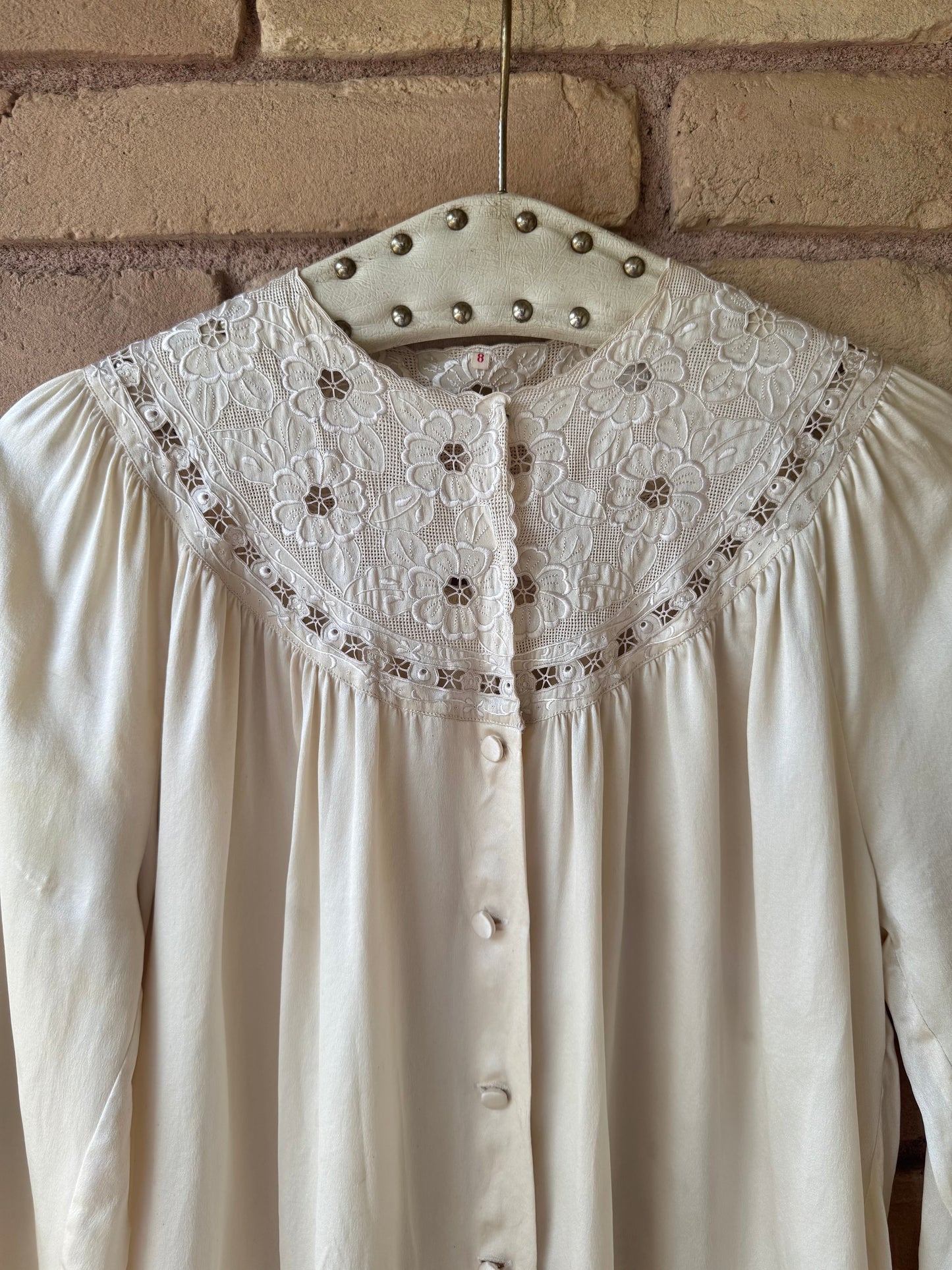 Ivory silk open work top | S